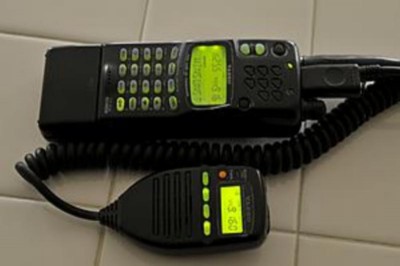 Yaesu-FT-51R-2.jpg