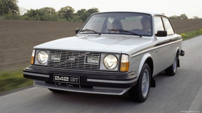 Volvo-242-GT-1978-1981-1920x1080-001.jpg