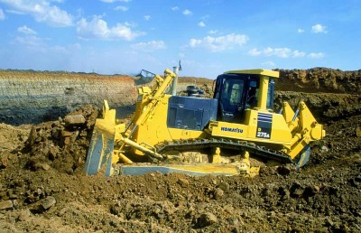 guseni4nij_buldozer_komatsu_d275a-5.jpg